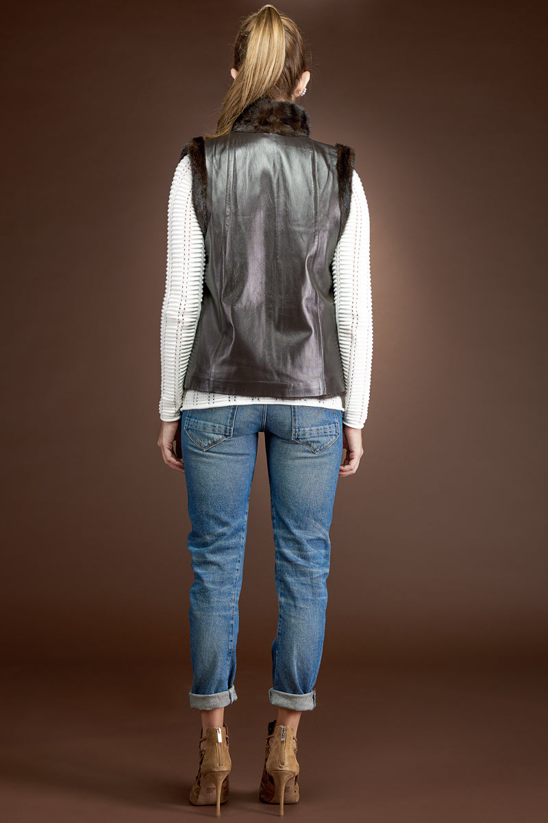 Brown Anamoda Reversible to Leather Mink Zipper Fur Vest