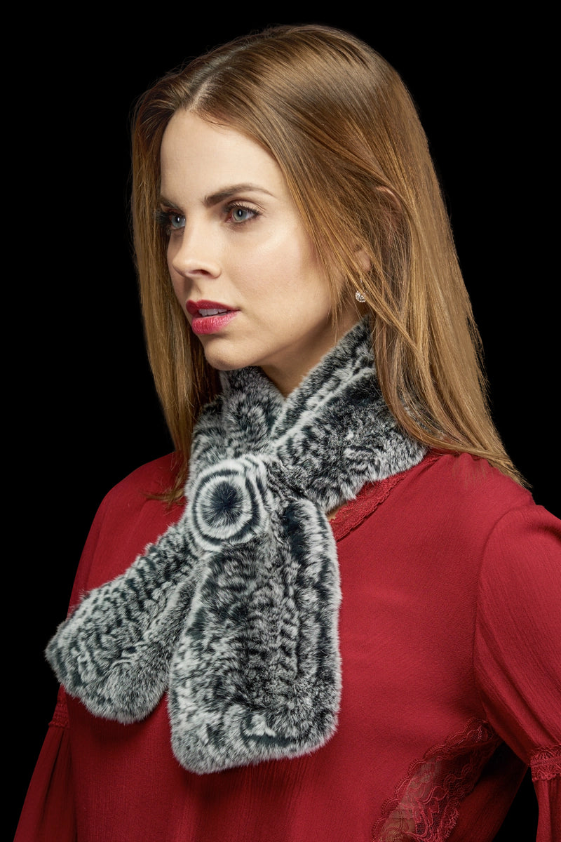 Gray EM-EL Knitted Rex Rabbit Pull-Though Scarves